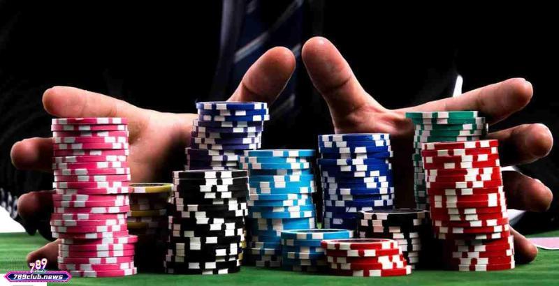 Tìm Hiểu Omaha Poker là Gì?